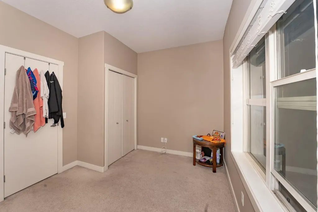 638 Redstone View NE Calgary AB T3N 0M9