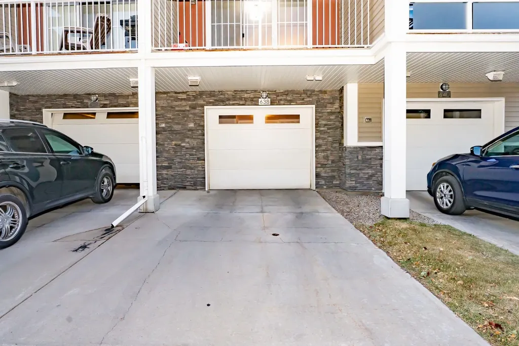 638 Redstone View NE Calgary AB T3N 0M9