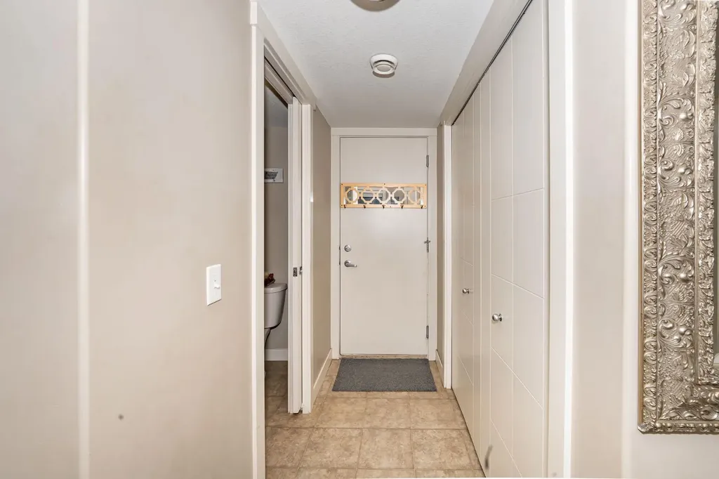 638 Redstone View NE Calgary AB T3N 0M9