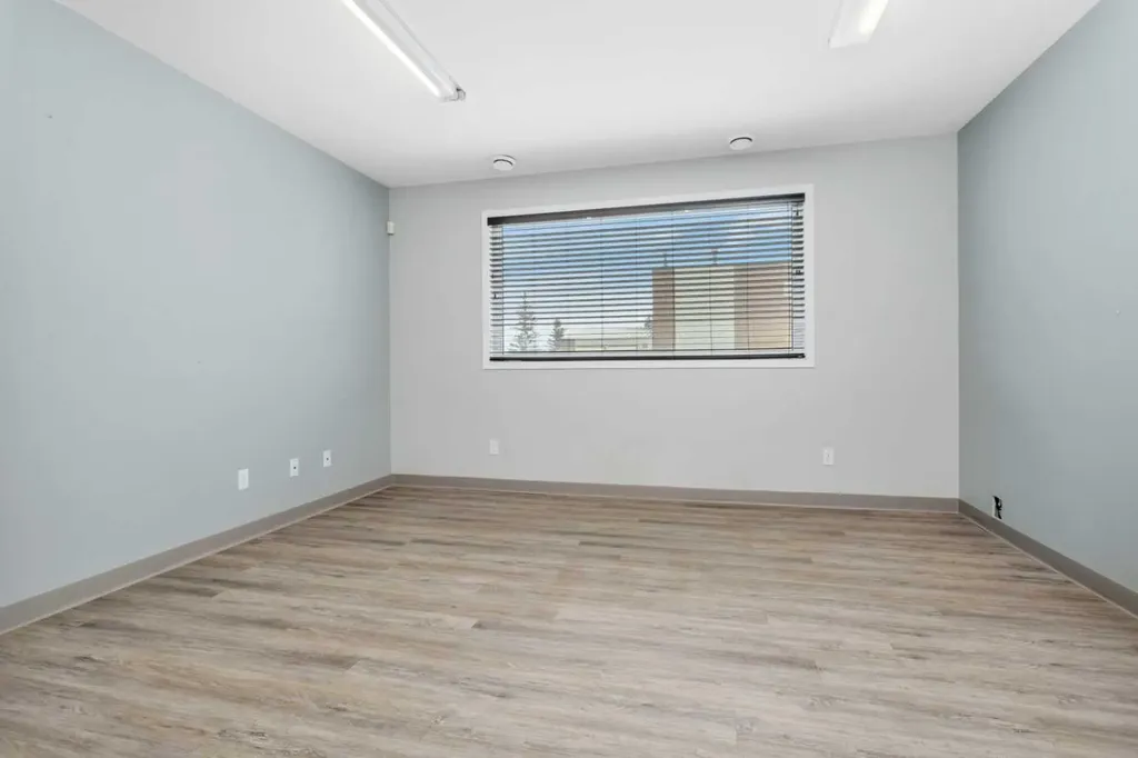 4807 43 Street Rocky Mountain House AB T4T 1A5