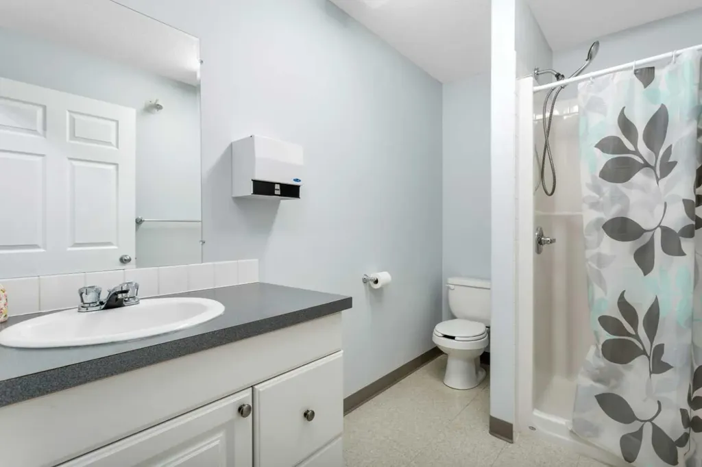 4807 43 Street Rocky Mountain House AB T4T 1A5