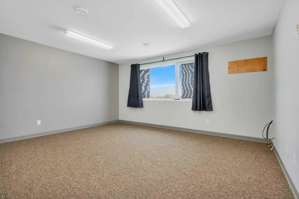 4807 43 Street Rocky Mountain House AB T4T 1A5
