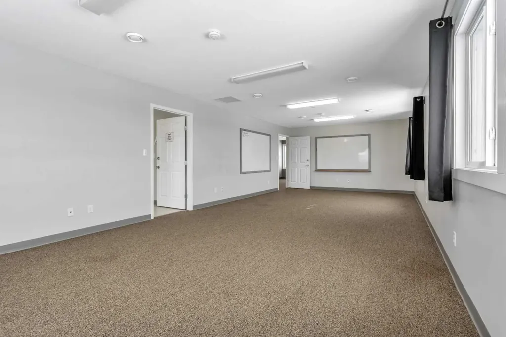 4807 43 Street Rocky Mountain House AB T4T 1A5