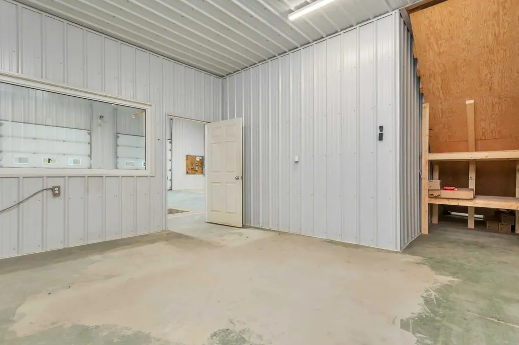 4807 43 Street Rocky Mountain House AB T4T 1A5