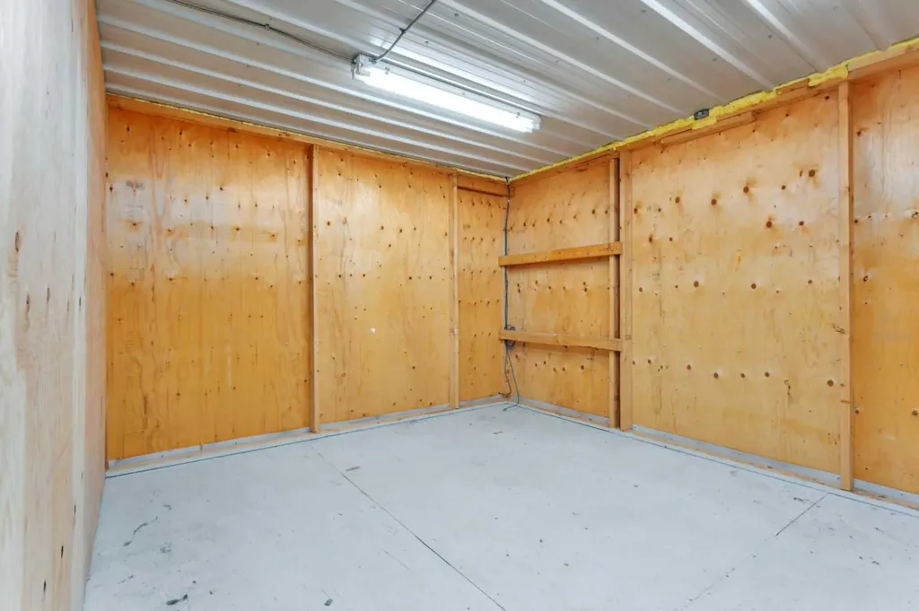 4807 43 Street Rocky Mountain House AB T4T 1A5
