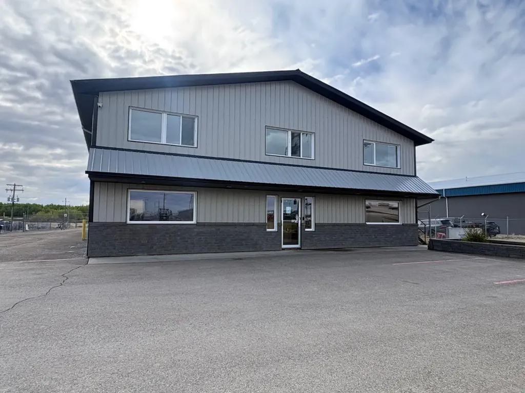 4807 43 Street Rocky Mountain House AB T4T 1A5