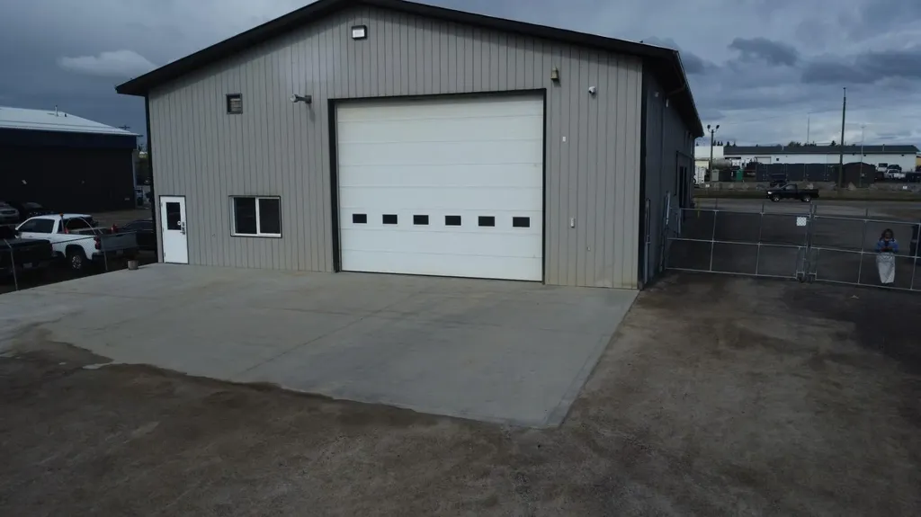4807 43 Street Rocky Mountain House AB T4T 1A5