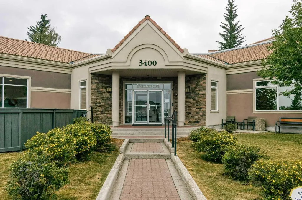 2623 Edenwold Heights NW Calgary AB T3A 3Y5