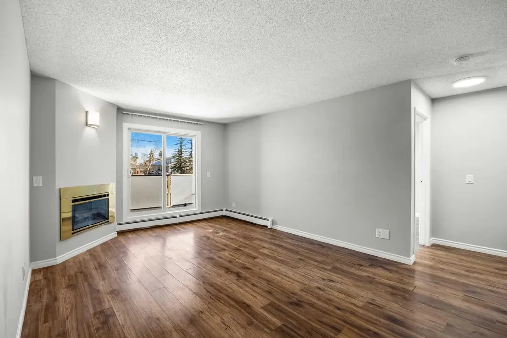 2623 Edenwold Heights NW Calgary AB T3A 3Y5