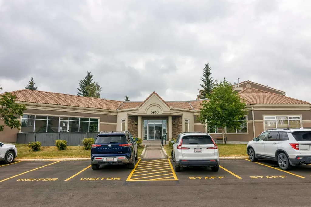 2623 Edenwold Heights NW Calgary AB T3A 3Y5