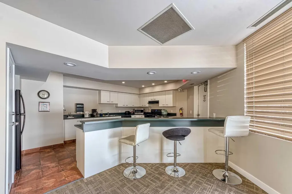 2623 Edenwold Heights NW Calgary AB T3A 3Y5