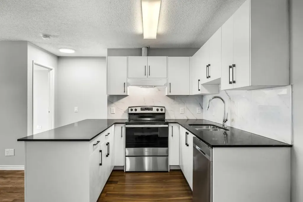 2623 Edenwold Heights NW Calgary AB T3A 3Y5