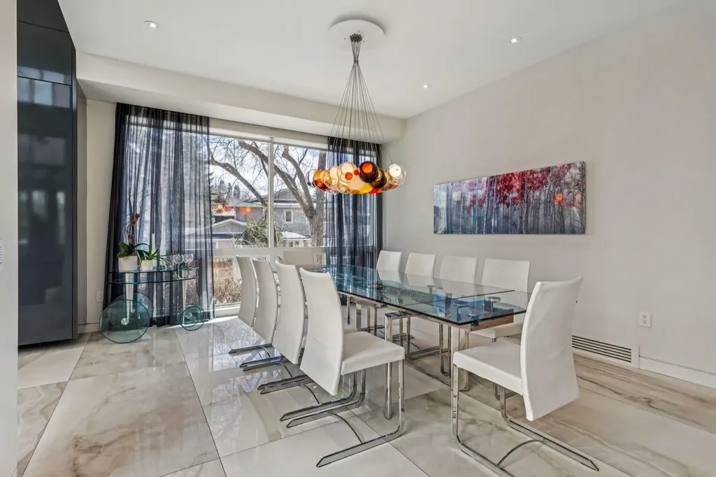 710 Rideau Road SW Calgary AB T2S 0R6