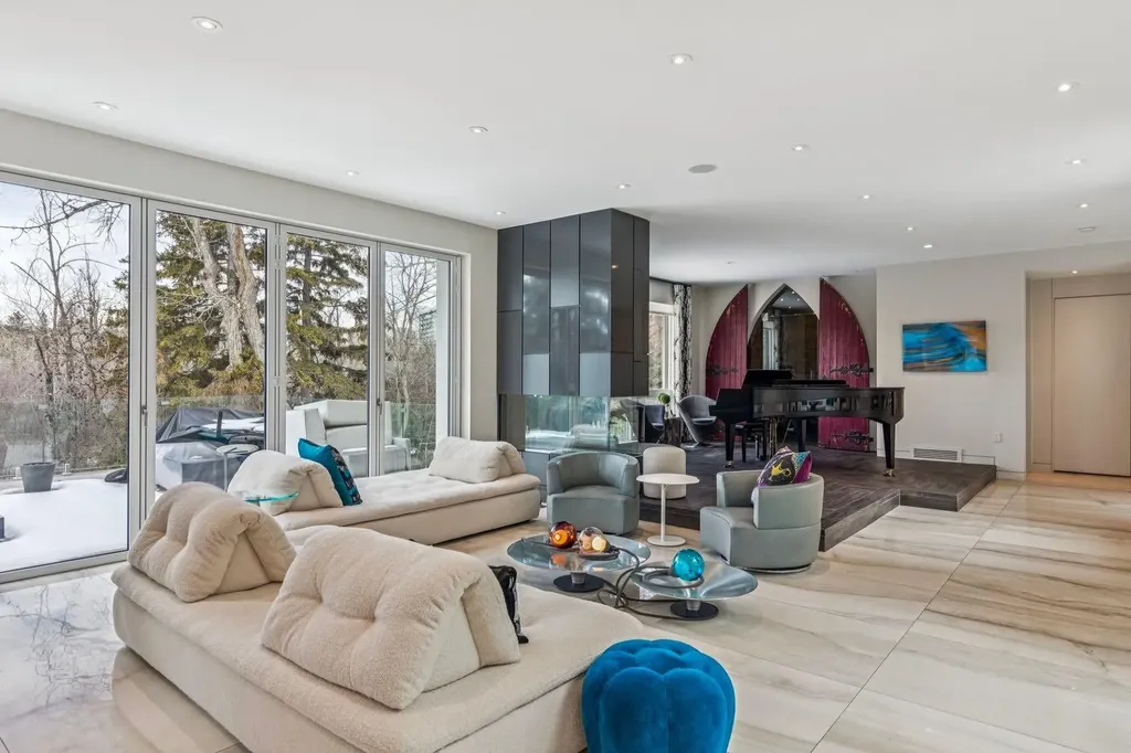 710 Rideau Road SW Calgary AB T2S 0R6