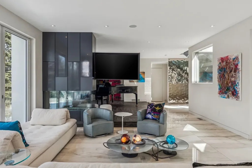710 Rideau Road SW Calgary AB T2S 0R6