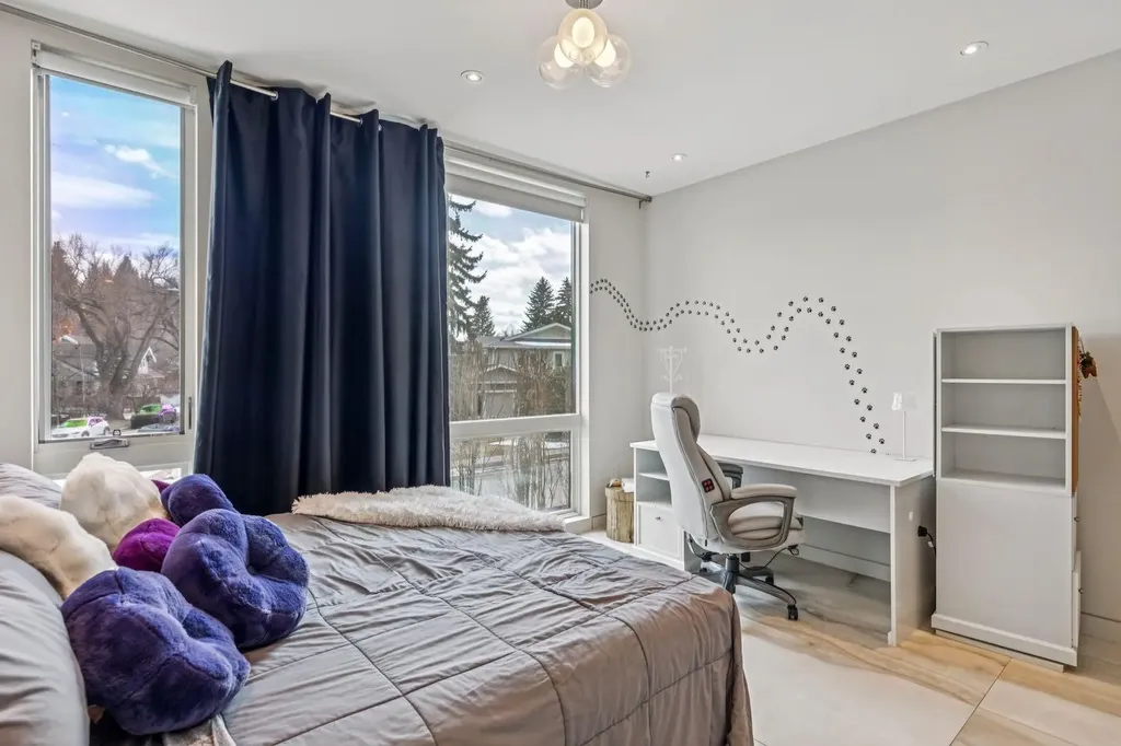 710 Rideau Road SW Calgary AB T2S 0R6