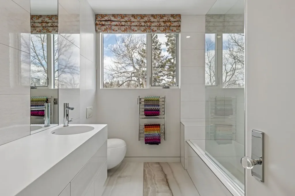 710 Rideau Road SW Calgary AB T2S 0R6