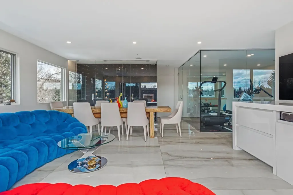 710 Rideau Road SW Calgary AB T2S 0R6