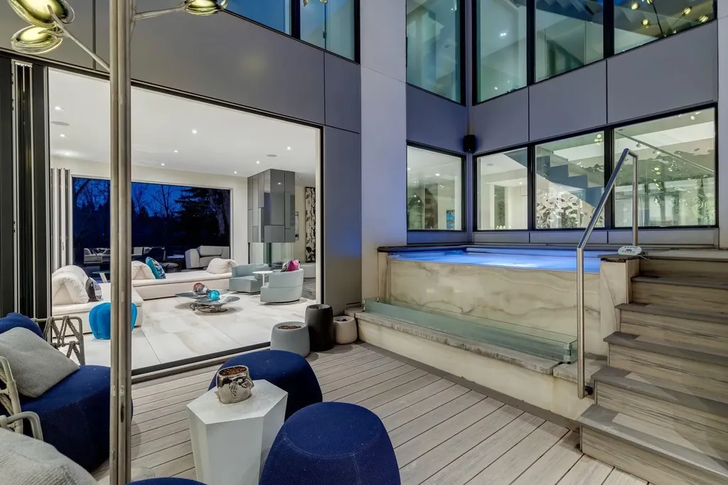 710 Rideau Road SW Calgary AB T2S 0R6