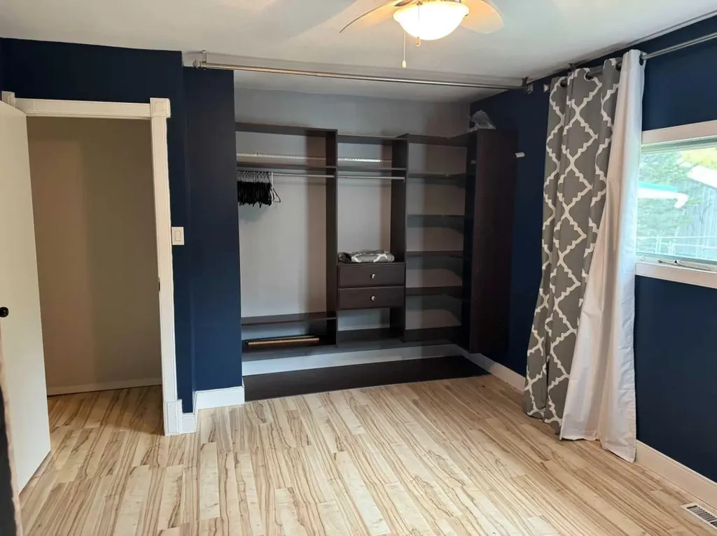 107 Central Avenue S.w Falher AB T0H 1M0