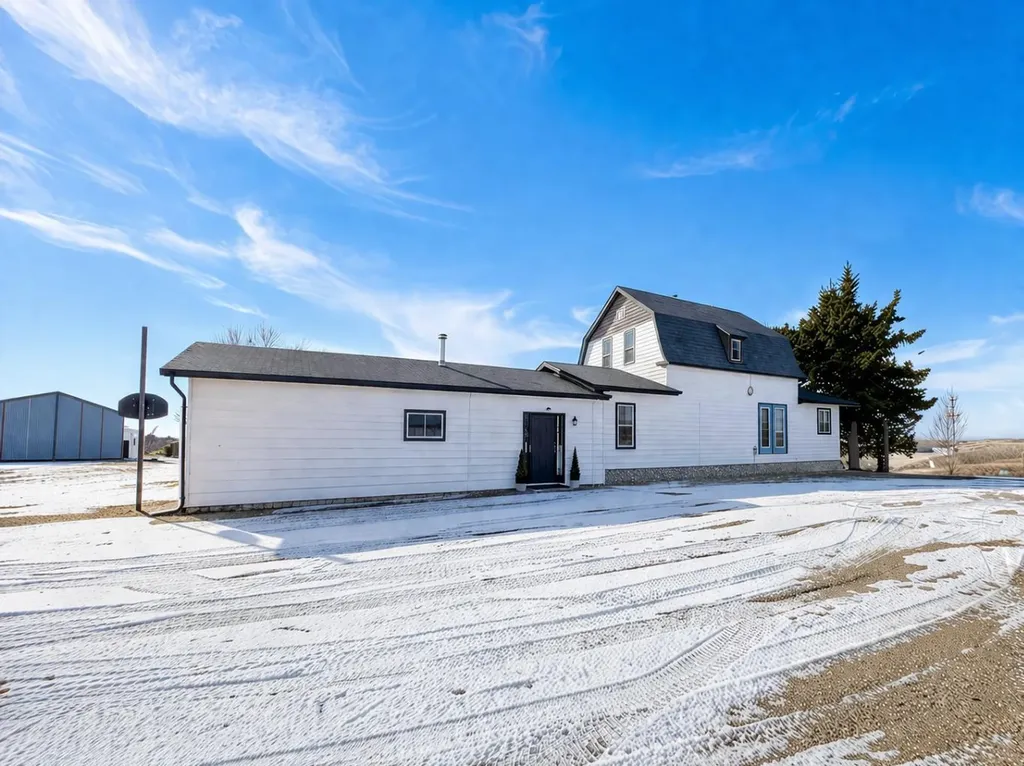 433017 Range Road 15 Rural Wainwright No. 61 M.d. Of AB T0B0V0