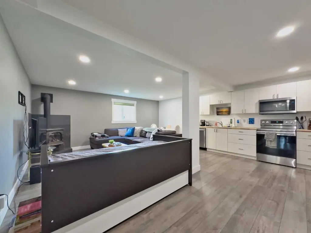 8149 26 Avenue Coleman AB T0K0M0