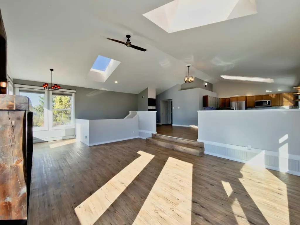 8149 26 Avenue Coleman AB T0K0M0