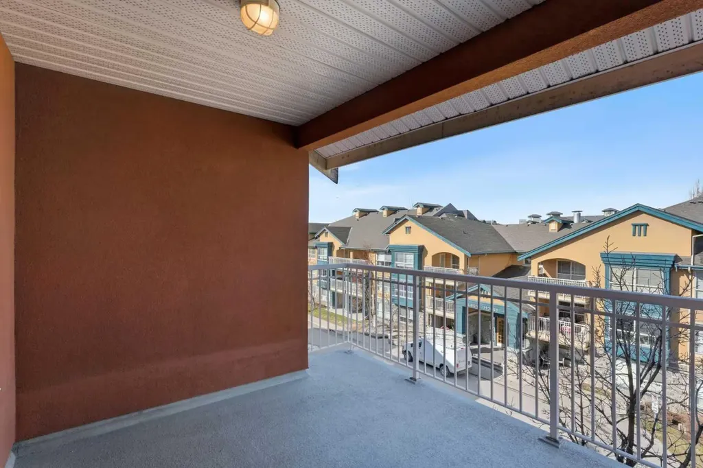 22 Richard Place SW Calgary AB T3E 7N6