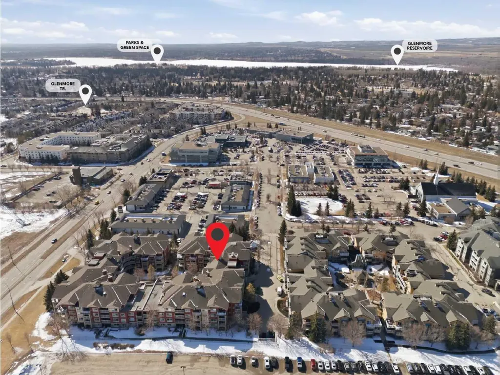 22 Richard Place SW Calgary AB T3E 7N6