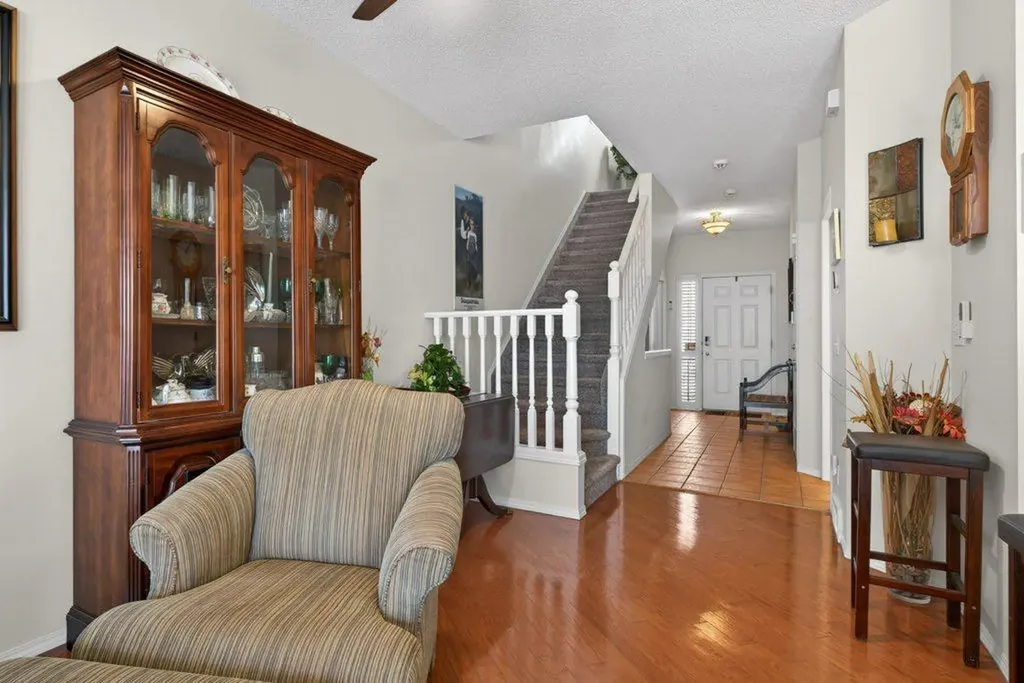 92 Hamptons Link NW Calgary AB T3A 5V9