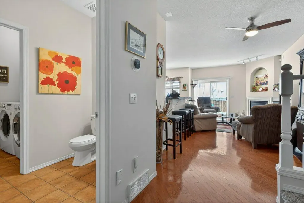 92 Hamptons Link NW Calgary AB T3A 5V9