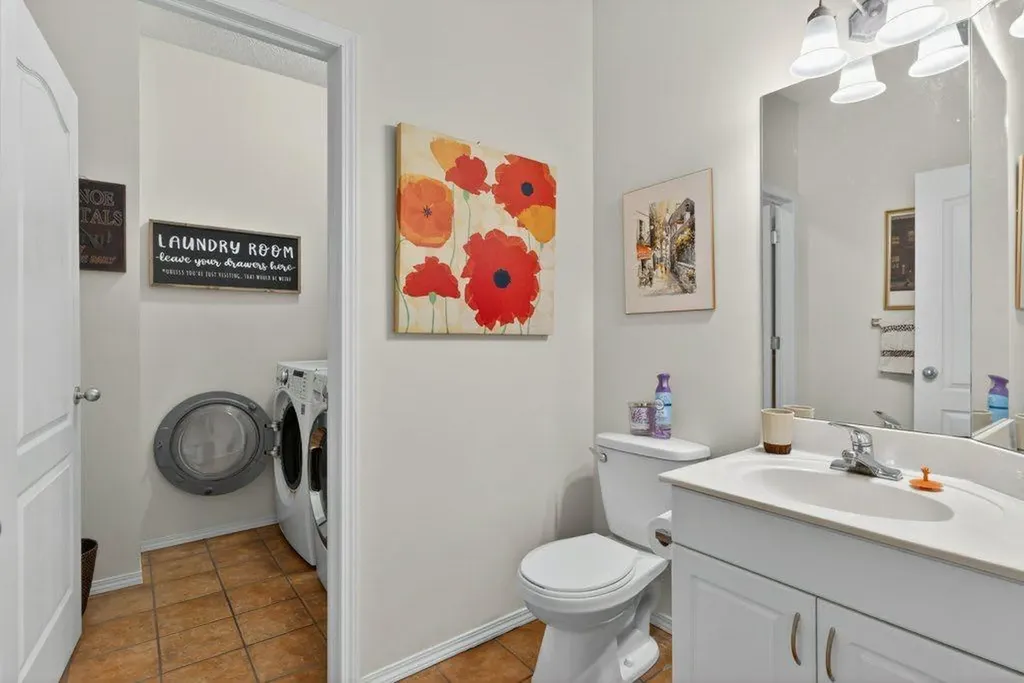 92 Hamptons Link NW Calgary AB T3A 5V9