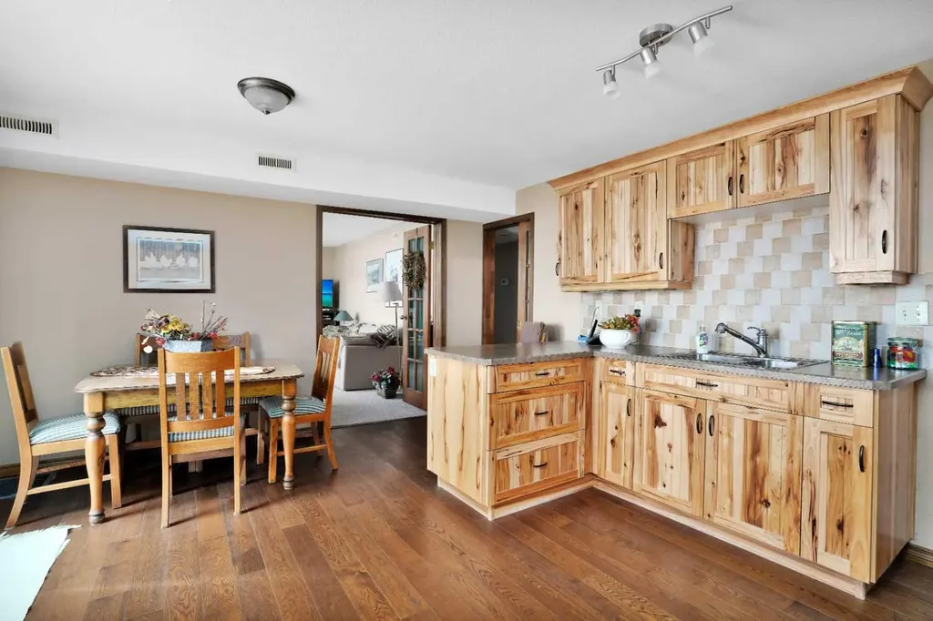133 Birchcliff Road Birchcliff AB T4S 1R6