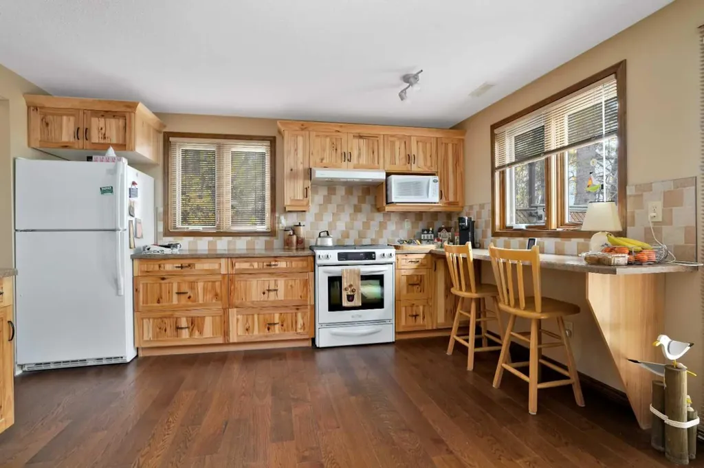 133 Birchcliff Road Birchcliff AB T4S 1R6