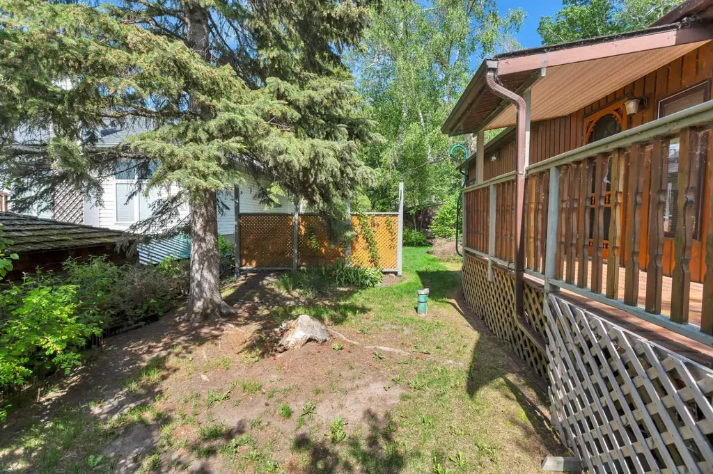 133 Birchcliff Road Birchcliff AB T4S 1R6