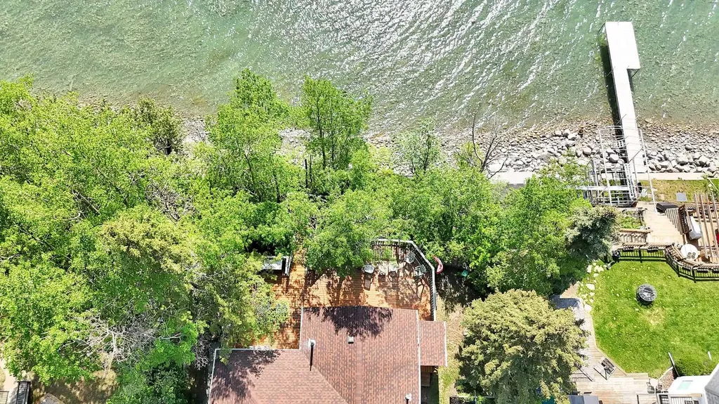 133 Birchcliff Road Birchcliff AB T4S 1R6
