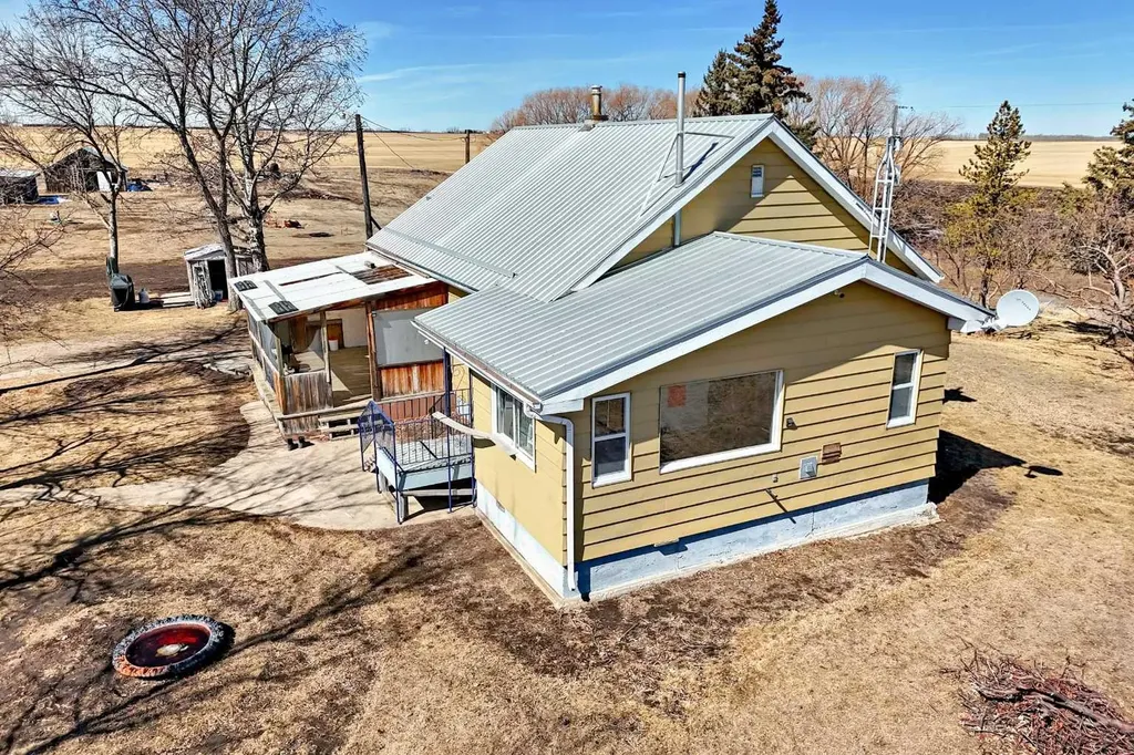 30416 Highway 2 A Carstairs AB T0M0N0