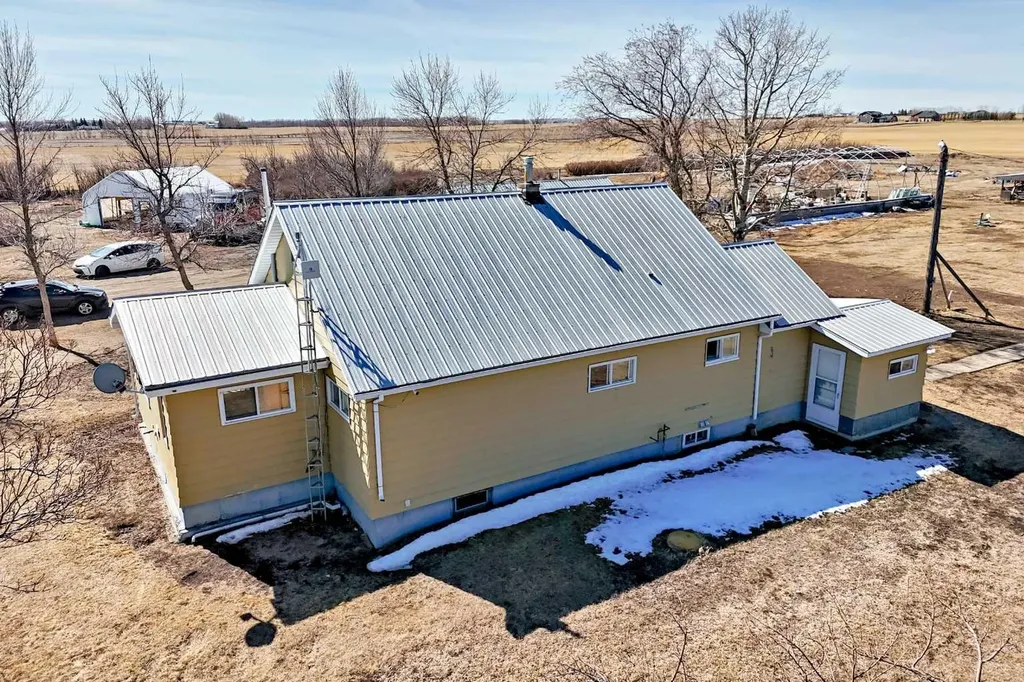 30416 Highway 2 A Carstairs AB T0M0N0