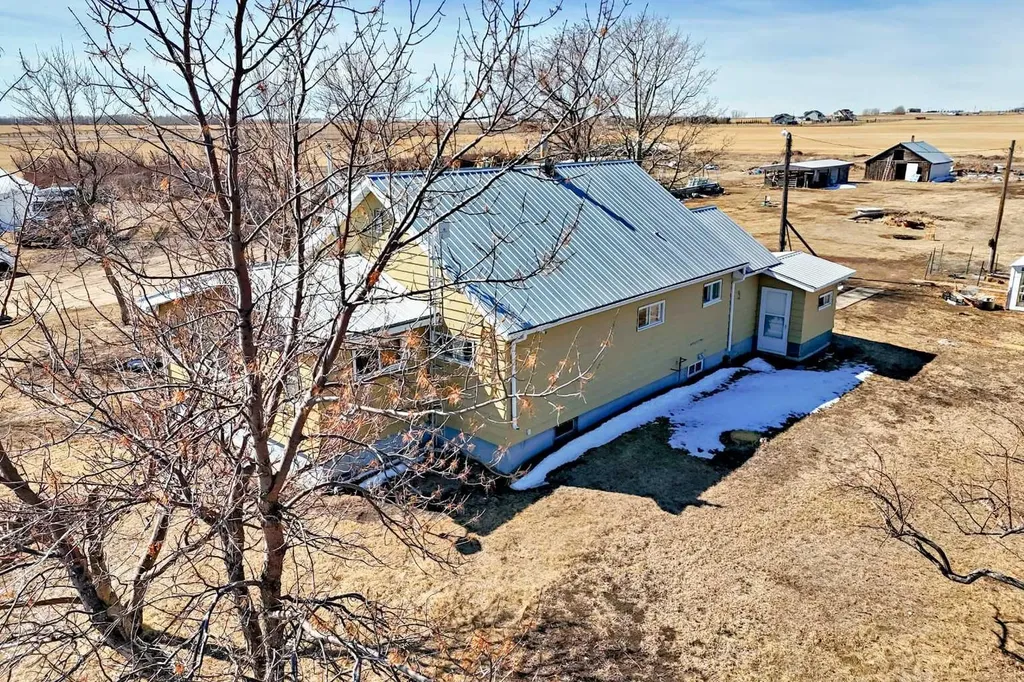 30416 Highway 2 A Carstairs AB T0M0N0