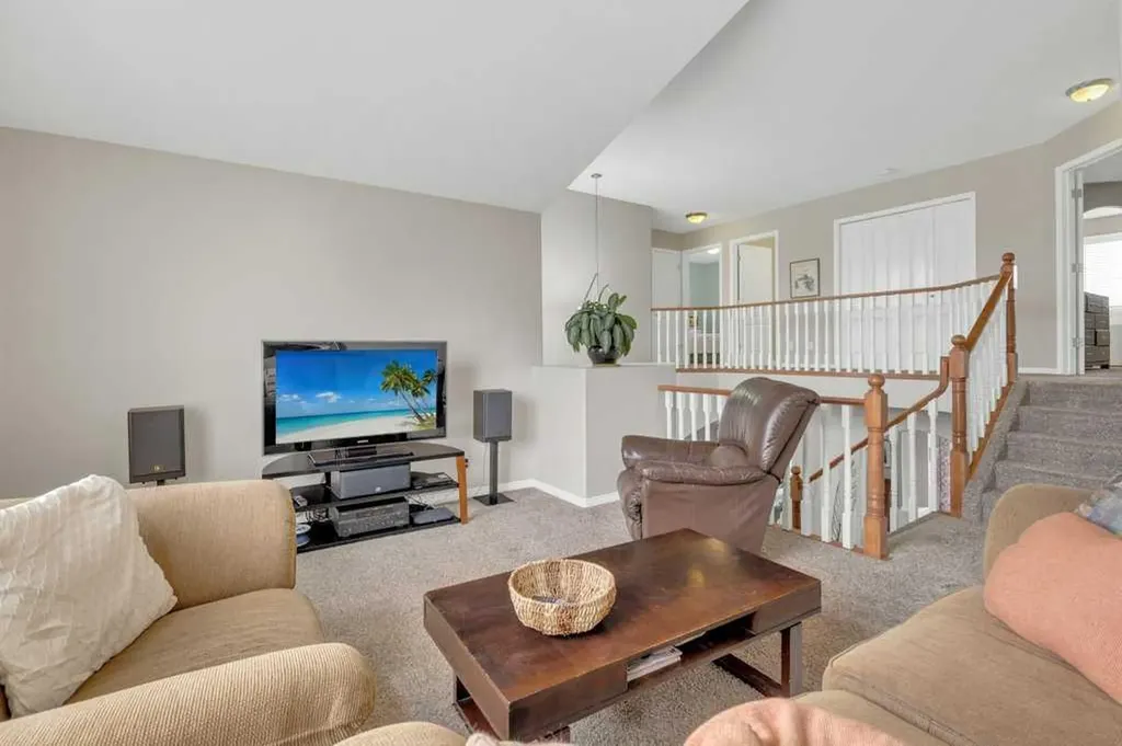 190 Asmundsen Avenue Red Deer AB T4R 2X5