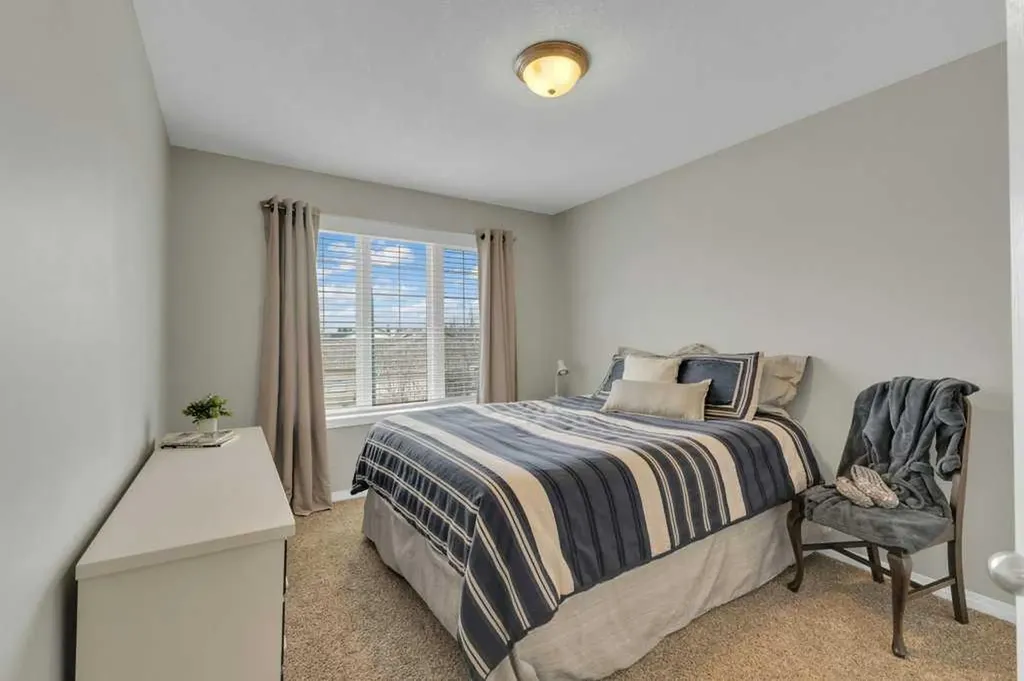 190 Asmundsen Avenue Red Deer AB T4R 2X5