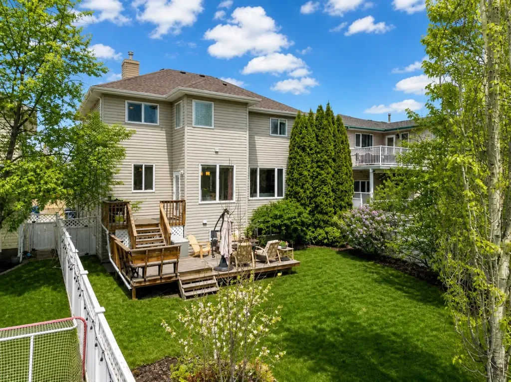 190 Asmundsen Avenue Red Deer AB T4R 2X5