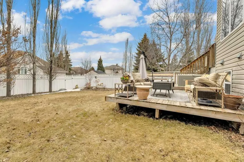 190 Asmundsen Avenue Red Deer AB T4R 2X5