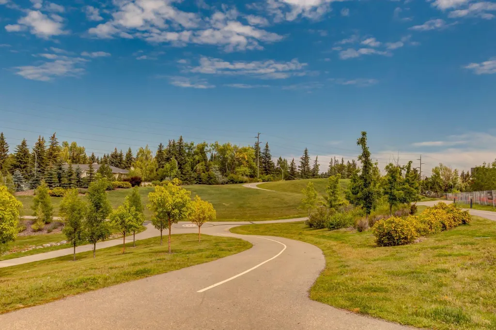 4270 Norford Avenue NW Calgary AB T3B 6A8