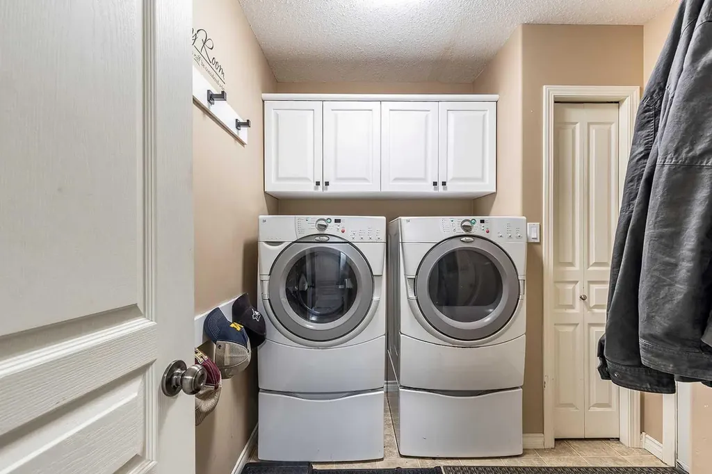600 Stark Way SE Medicine Hat AB T1B4P6