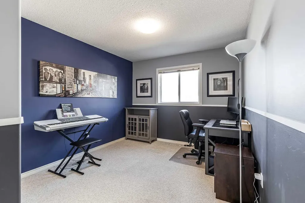 600 Stark Way SE Medicine Hat AB T1B4P6