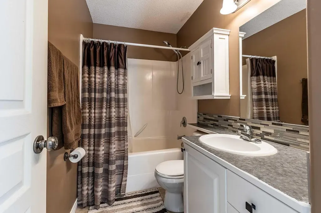 600 Stark Way SE Medicine Hat AB T1B4P6