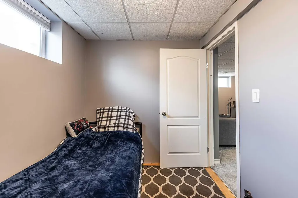 600 Stark Way SE Medicine Hat AB T1B4P6