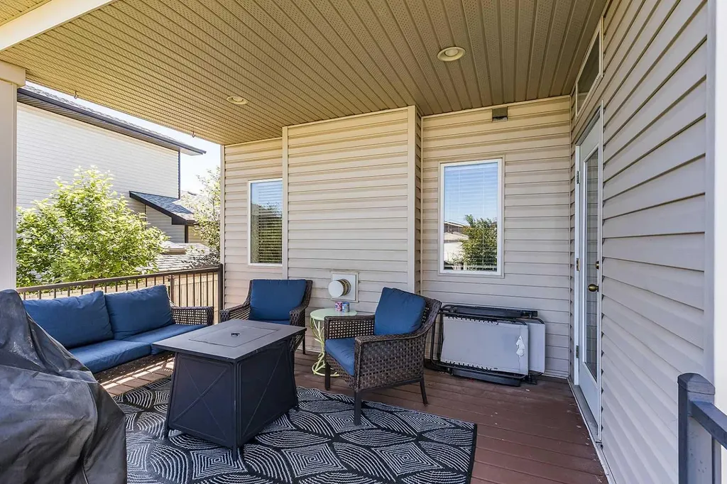 600 Stark Way SE Medicine Hat AB T1B4P6