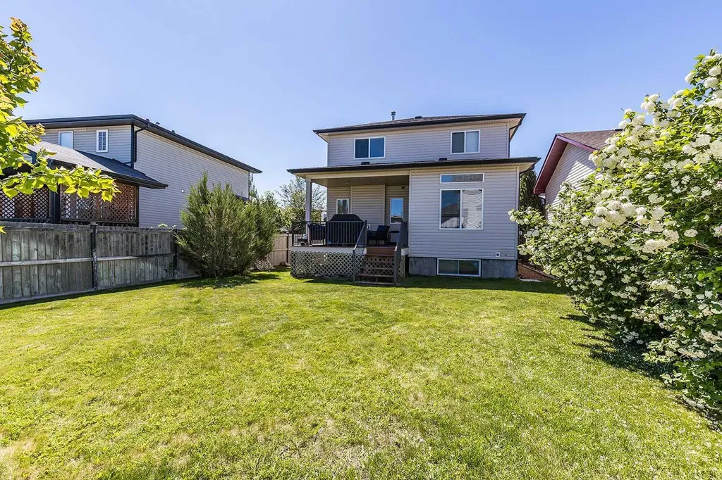 600 Stark Way SE Medicine Hat AB T1B4P6